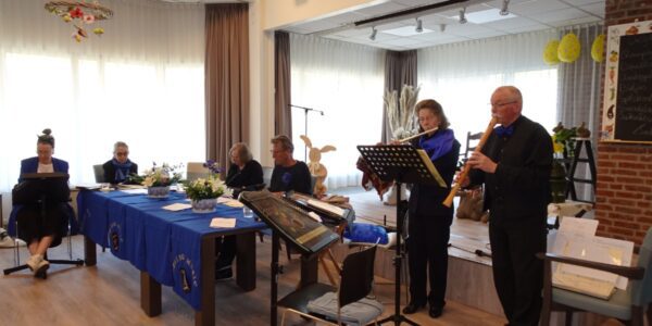 Apeldoorns Cither Ensemble String Music